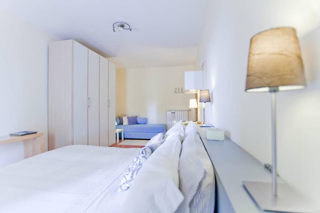 Rooms Rent Vesuvio B&B Napoli Ngoại thất bức ảnh