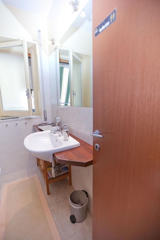 Rooms Rent Vesuvio B&B Napoli Ngoại thất bức ảnh