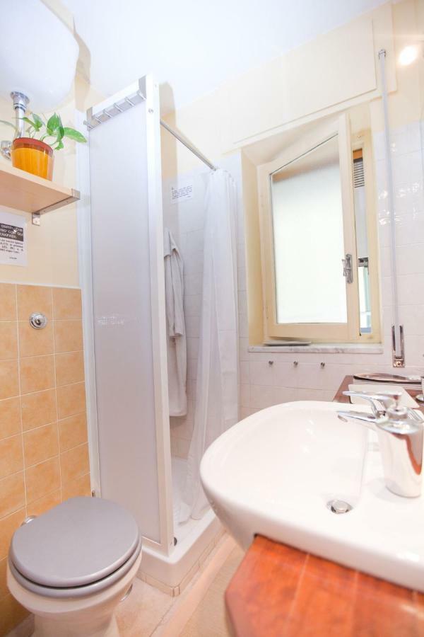 Rooms Rent Vesuvio B&B Napoli Ngoại thất bức ảnh